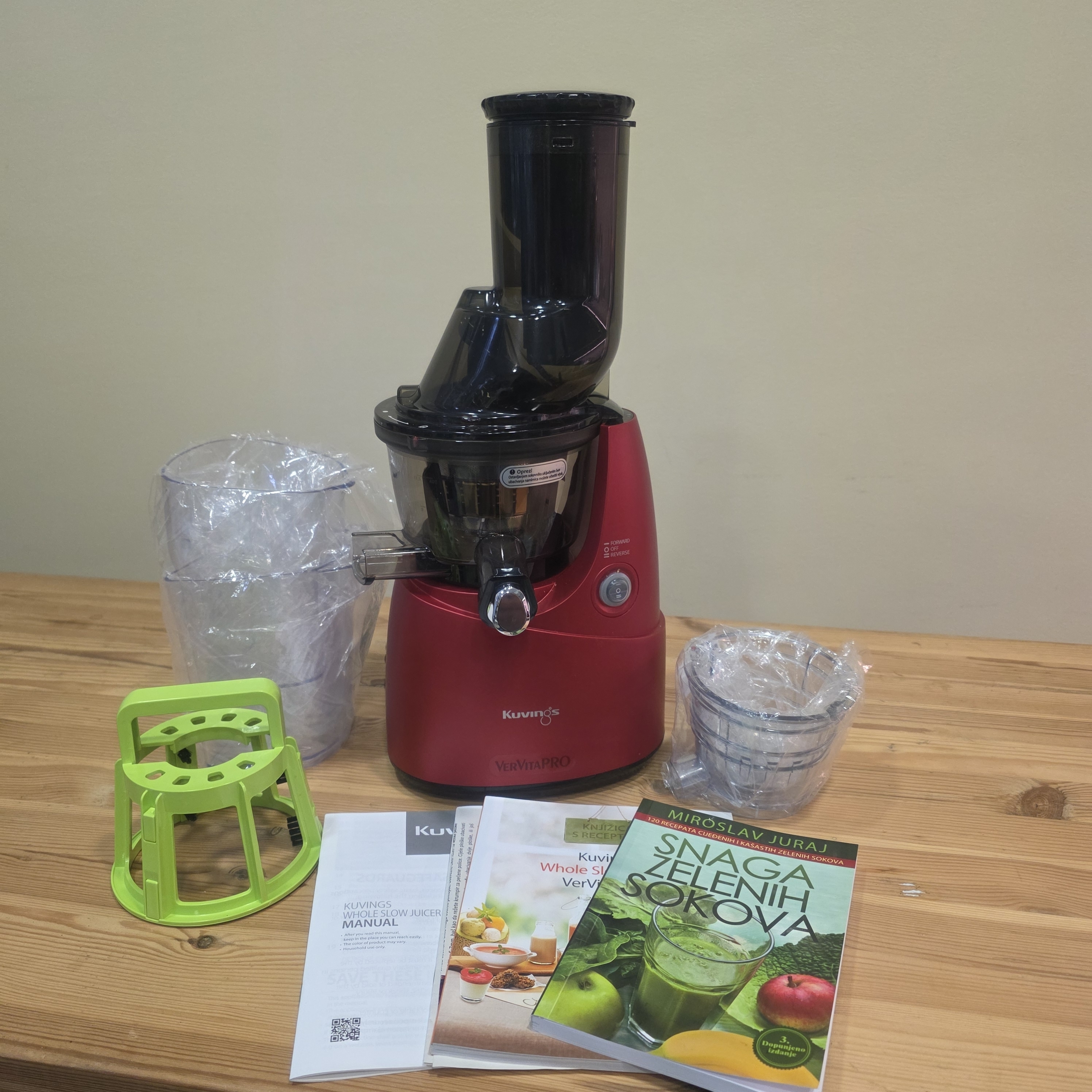 VerVita PRO (Kuvings B6000) crveni mat + sito sladoled (rabljeni, nova verzija)