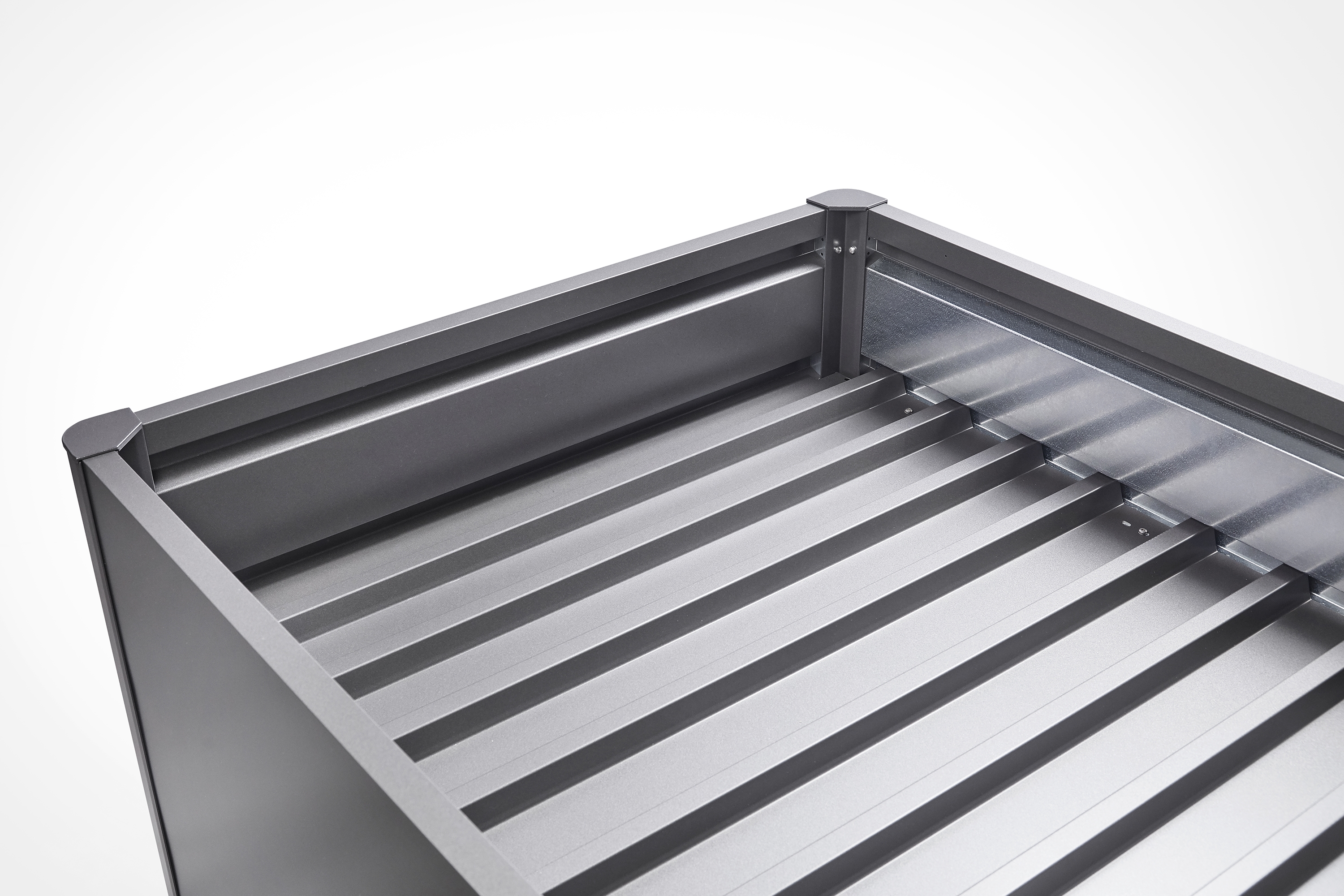 65042 Zwischenbboden Hoch Beet leer Detail