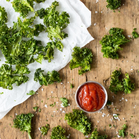 Hrskavi čips od  kelja iz pećnice