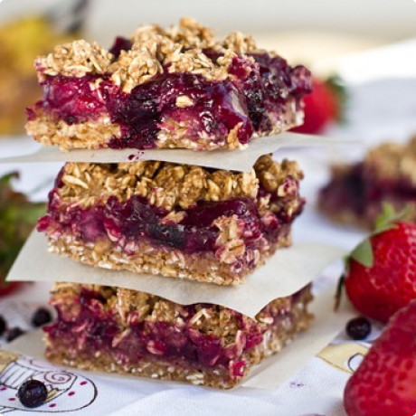 Zobene kocke s bobičastim voćem