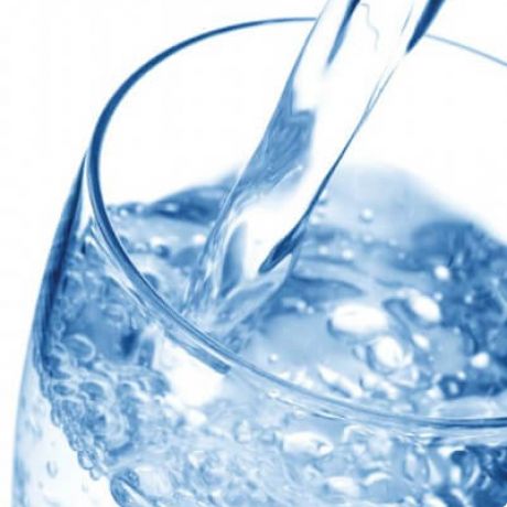 Terapija destiliranom vodom