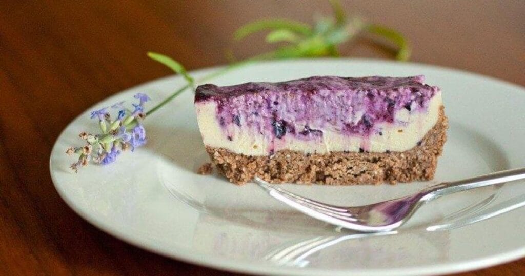Sirova torta od šumskog voća - VerVita