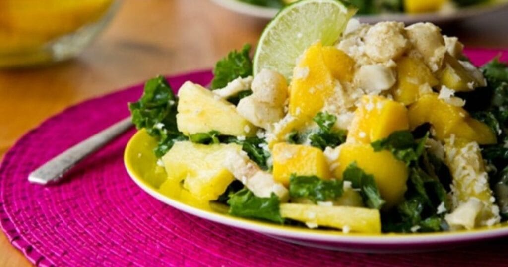 Tropska salata od ananasa, manga, banane i kelja - VerVita